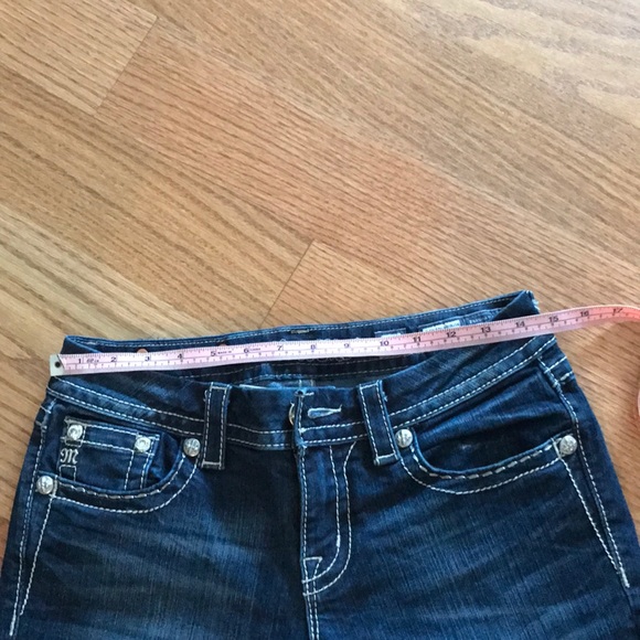 Miss Me Jeans size 28 with 32” inseam. - Picture 5 of 5